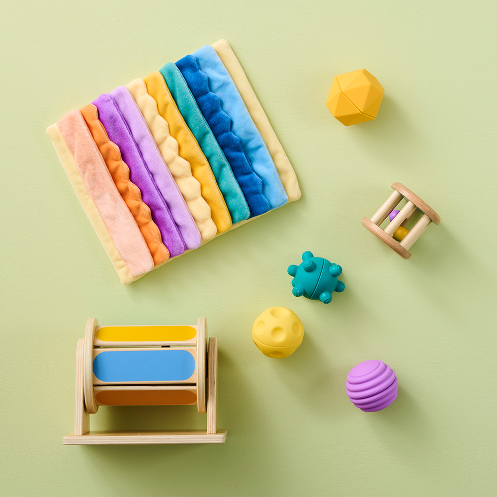 Montessori play kit | 4-6 months