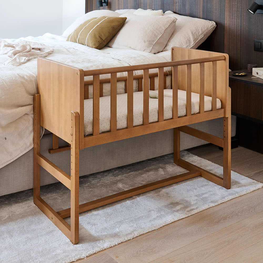 Walnut colour bedside crib NUAGE Petite Amelie