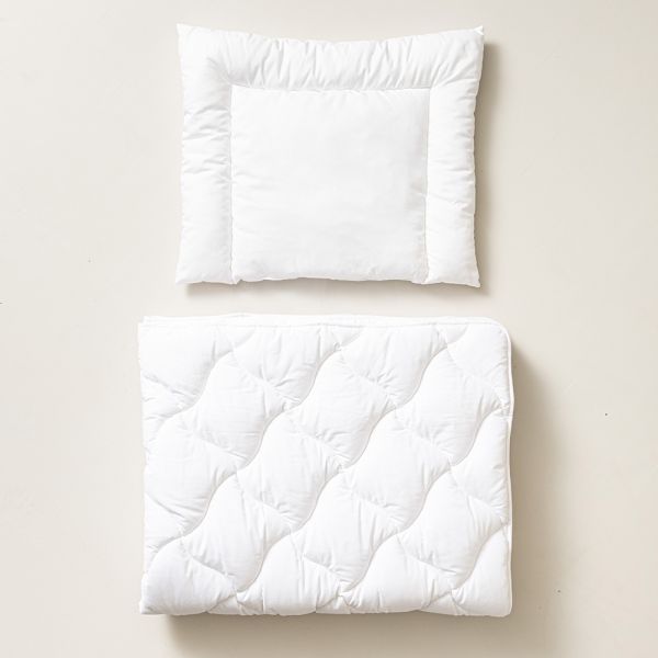 Anti allergy duvet and pillow set from Petite Amélie