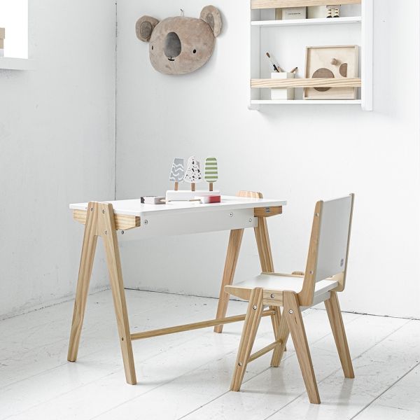 childrens-table-and-chairs-petite-amelie-1