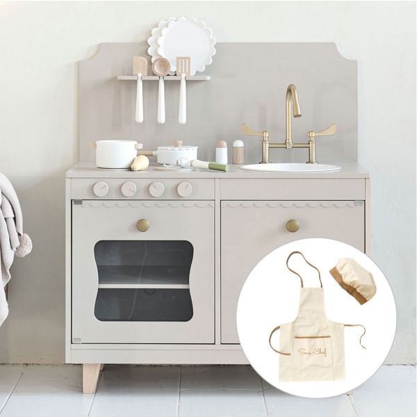 Combi Set toy kitchen and apron with hat from Petite Amélie