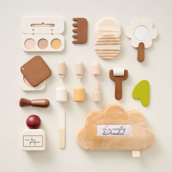 Kids vanity set and beauty accessories «Le vanity d'Amélie»