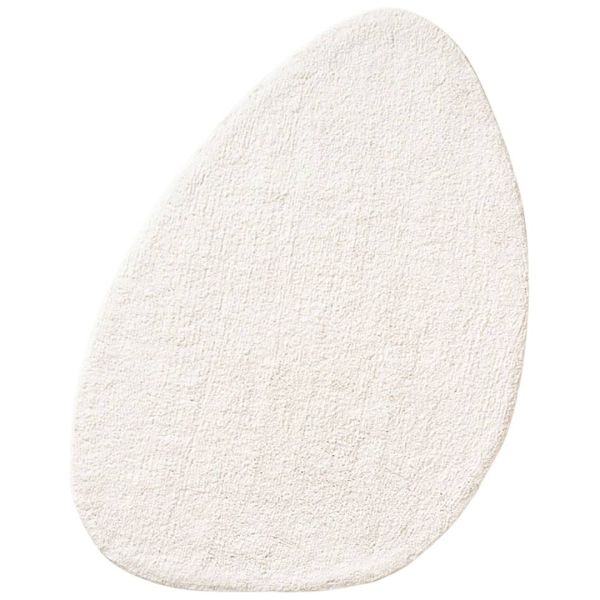 white-soft-washable-floor-rug-for-nursery-room-petite-amelie_1