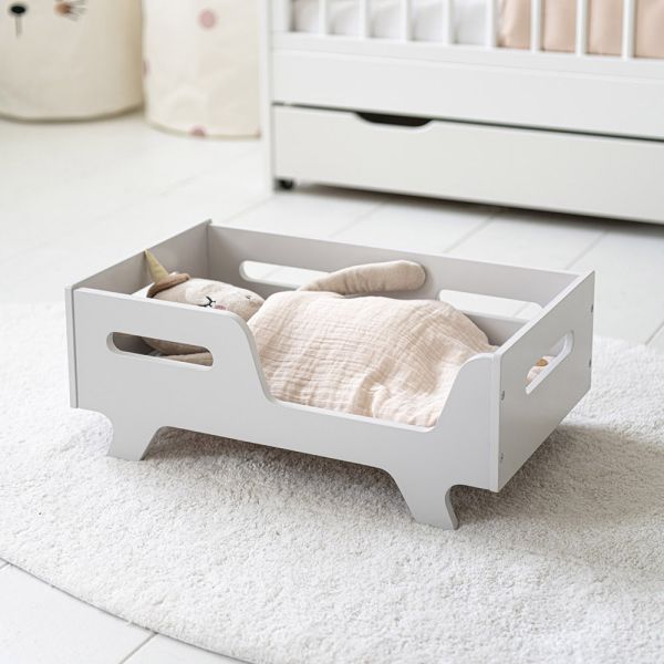 wooden-doll-bed