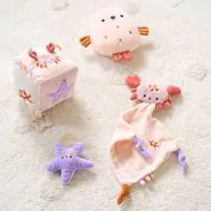 Activity cubes for babies in soft peach made of plush from Petite Amélie