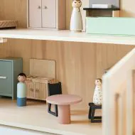 Doll house furniture set with 16 pieces made of wood from Petite Amélie