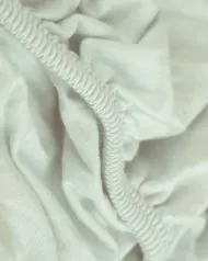 Single bed fitted sheet 90x200 green organic cotton from Petite Amélie