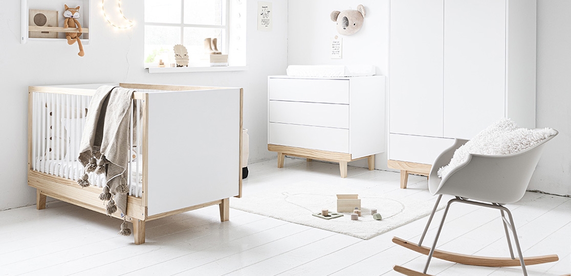 Childrens furniture for the nursery room Childrens furniture for the nursery room